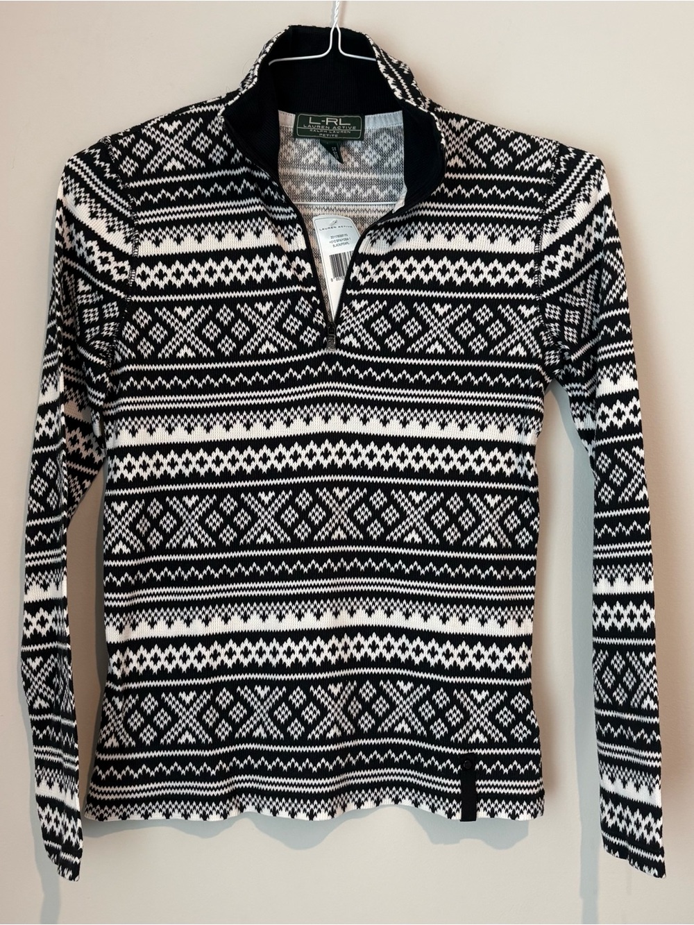 NWT!  Women’s Ralph Lauren Activewear Quarter zip Nordic Print Petite Medium